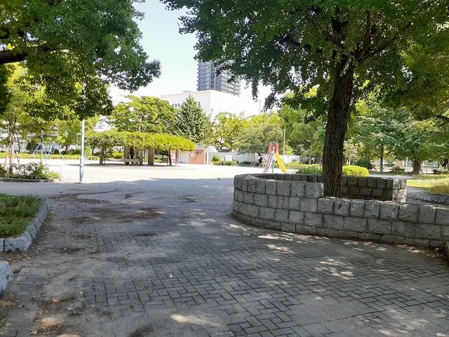 浦江公園まで300m