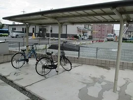 屋根付き駐輪場