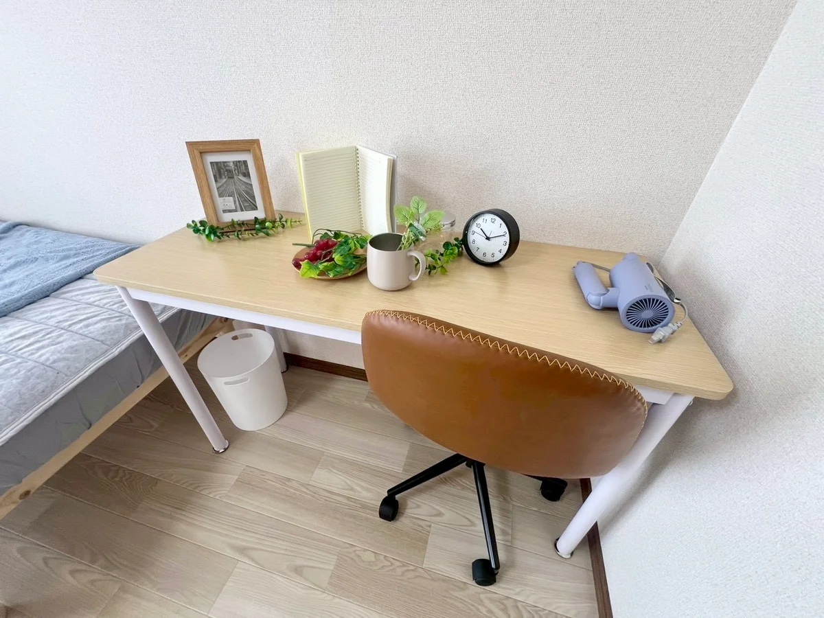 ※撮影用の観察植物・食器調理器具・雑貨類等はございません。※写真は現況優先
