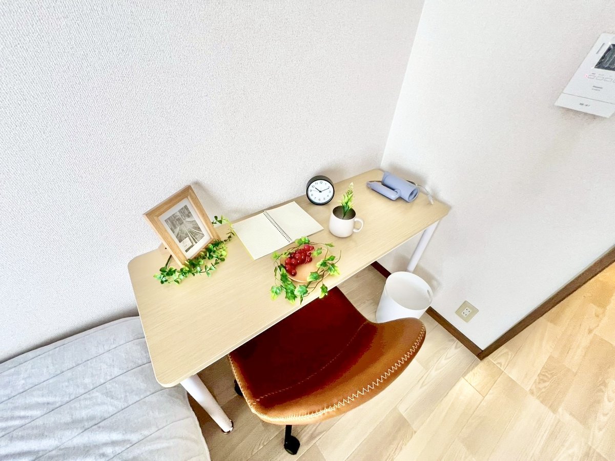 ※撮影用の観察植物・食器調理器具・雑貨類等はございません。※写真は現況優先