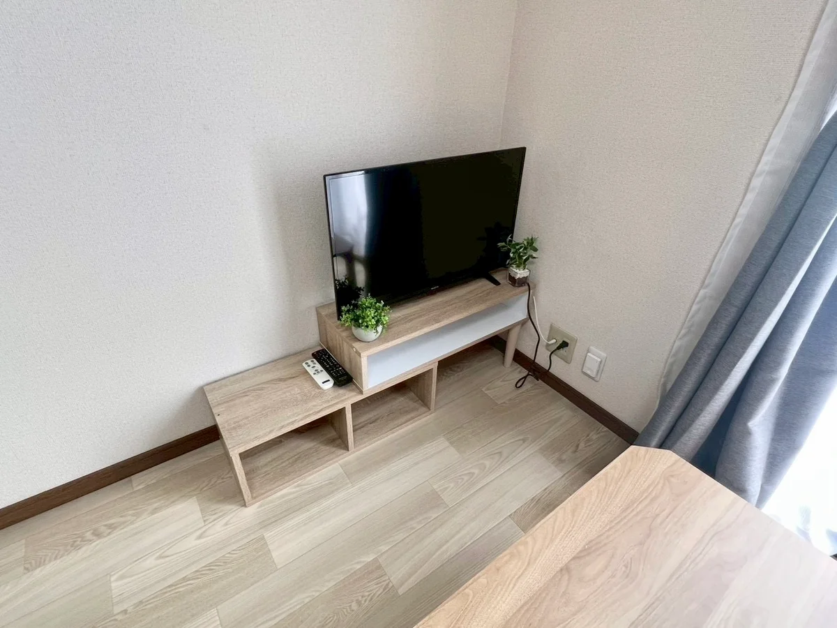 ※撮影用の観察植物・食器調理器具・雑貨類等はございません。※写真は現況優先
