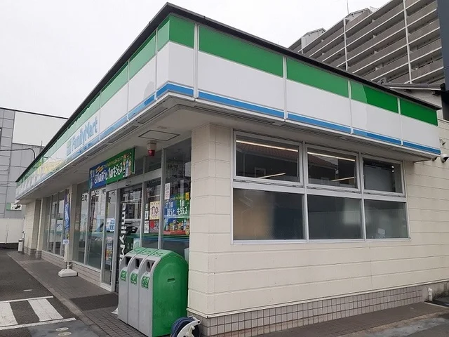 ファミリーマート様まで650m