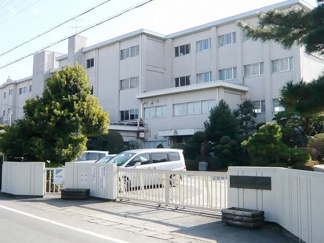 浜松市立大瀬小学校まで350m