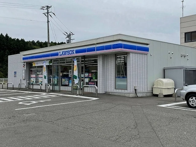 ローソンまで1500m