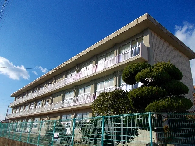 駅家西小学校まで240m