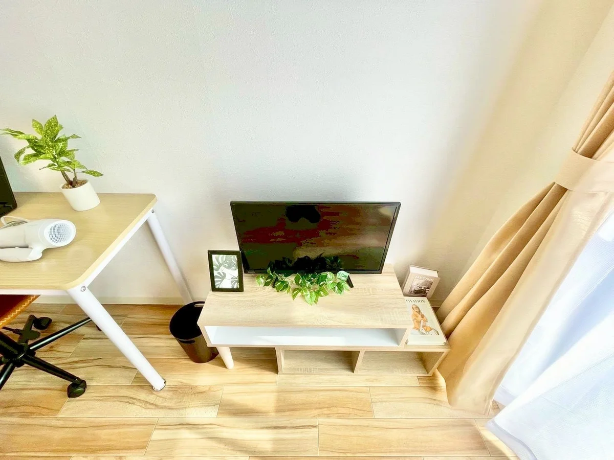※撮影用の観察植物・食器調理器具・雑貨類等はございません。※写真は現況優先