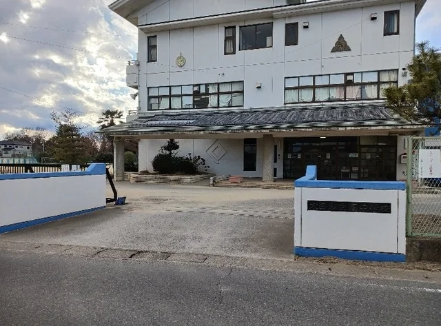 太田市立南中学校まで1100m