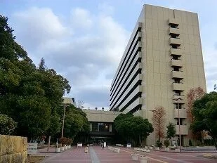 姫路市役所まで2600m
