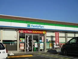 ファミリーマート 深谷折之口店まで500m