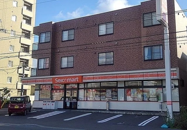 セイコーマートまで100m