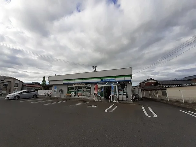 ファミリーマート五泉あこみ店まで410m