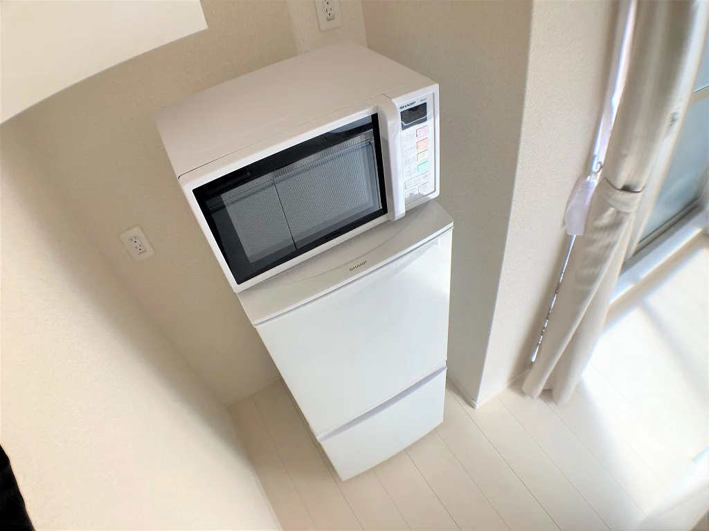 電子レンジと冷蔵庫