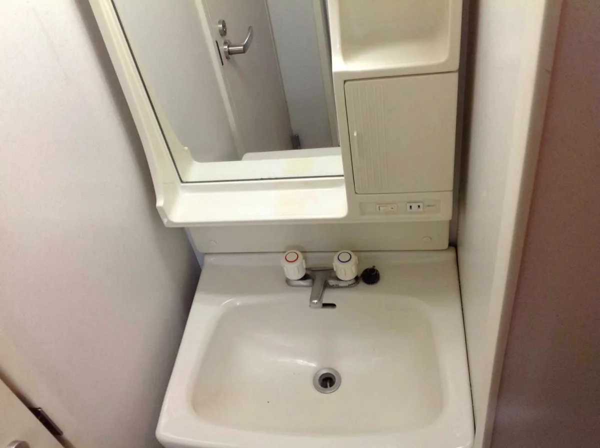 独立洗面台