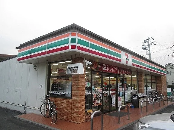 セブン　浦和元町2丁目店まで650m