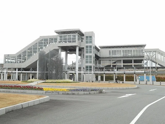 愛野駅まで1700m