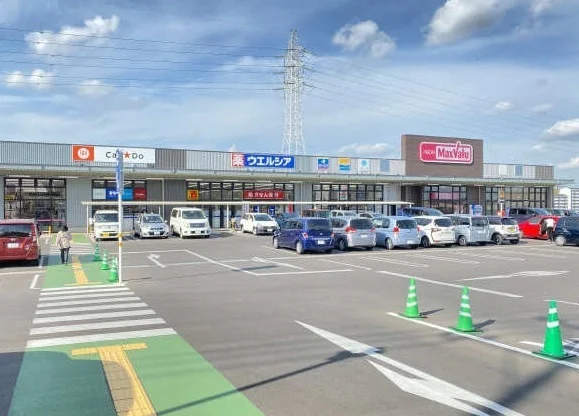 マックスバリュ東海荒尾店まで800m