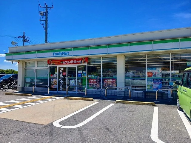 ファミリーマート 城陽奈島店まで600m