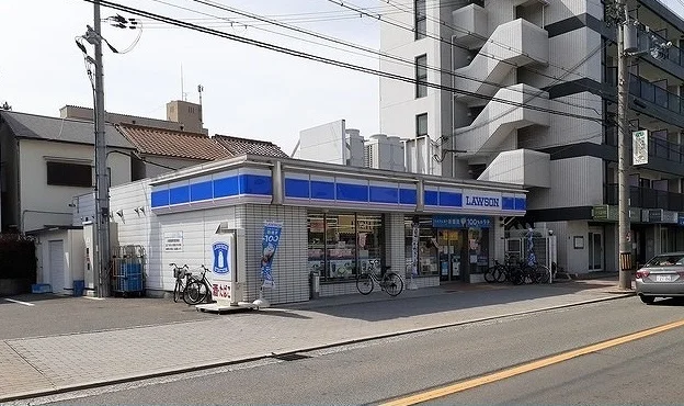 ローソン様まで200m