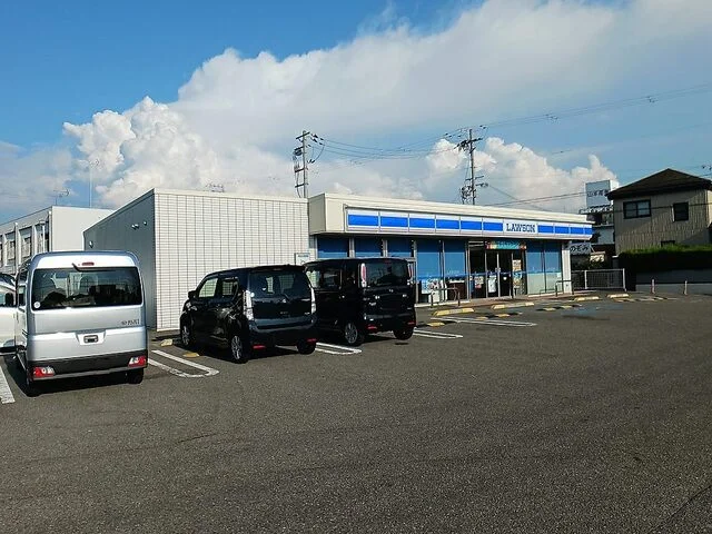 ローソン紀三井寺南店様まで35m