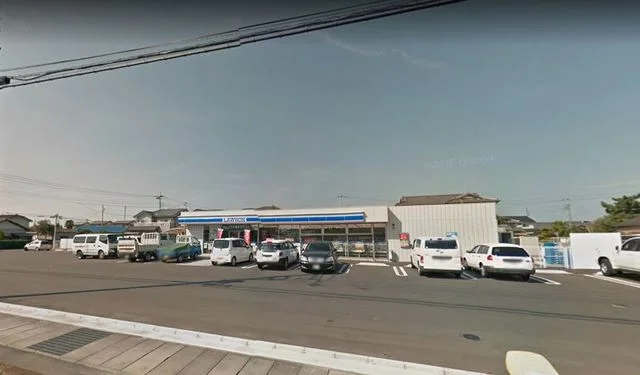 ローソン伊勢崎三室店まで280m