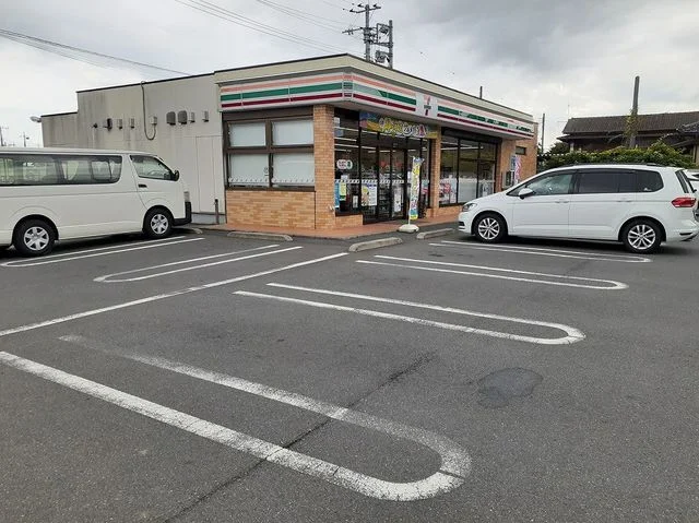 セブン-イレブン 佐野工業団地まで500m