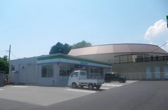 ファミリーマート御殿場新橋南店まで350m