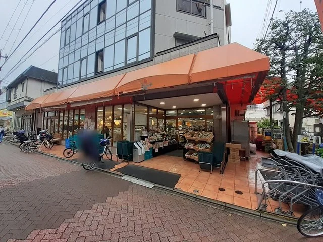 ヤオシチまで600m