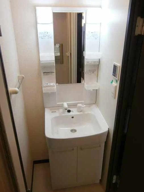 独立洗面台