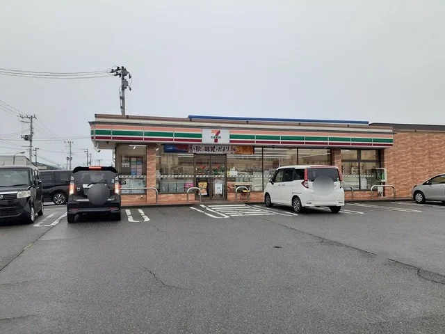 セブンイレブン新潟豊店まで408m
