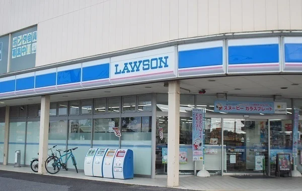 ローソン学園１丁目店まで300m