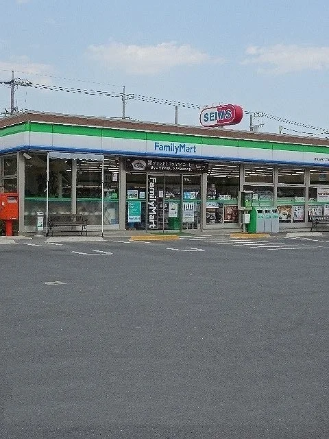 ファミリーマート青梅河辺町六丁まで600m