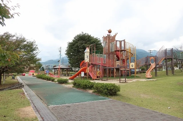 羽場公園まで250m