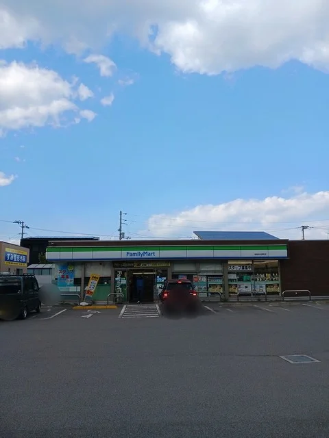 ファミリーマート新居浜中筋町店まで650m