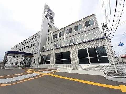 虹の橋記念病院さんまで1200m