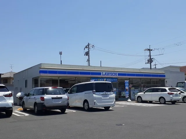 ローソン築港新町店まで550m