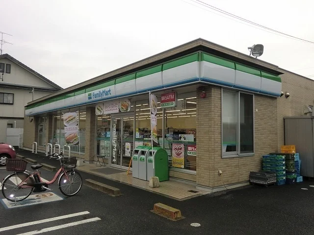 ファミリーマート蘇原野口店まで400m