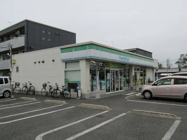 ファミリーマート新茂原店まで750m