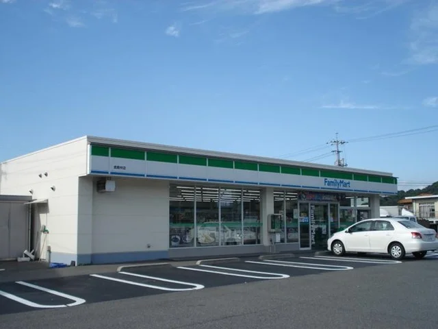 ファミリーマート倉敷林店まで290m