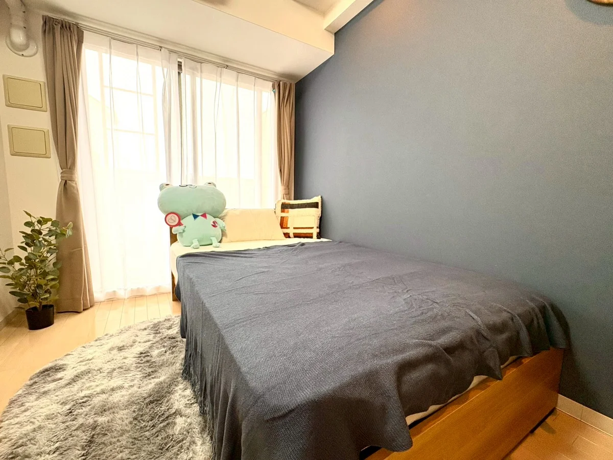 ベットはセミダブルをご用意しております♪
