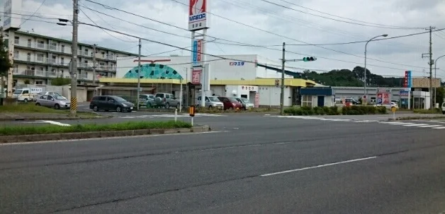 マエダ日計店まで1040m