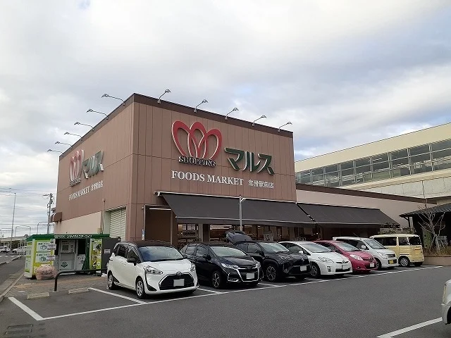 マルス常滑駅前店まで900m