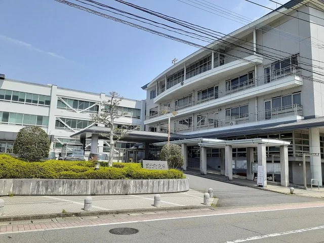日出町役場まで1900m