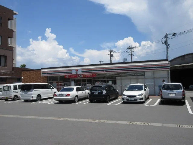 セブンイレブン大川向島店まで800m