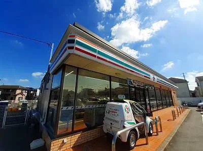 セブンイレブンまで500m