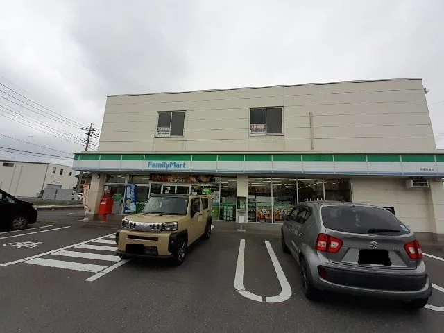 ファミリーマート　前橋東善店まで120m