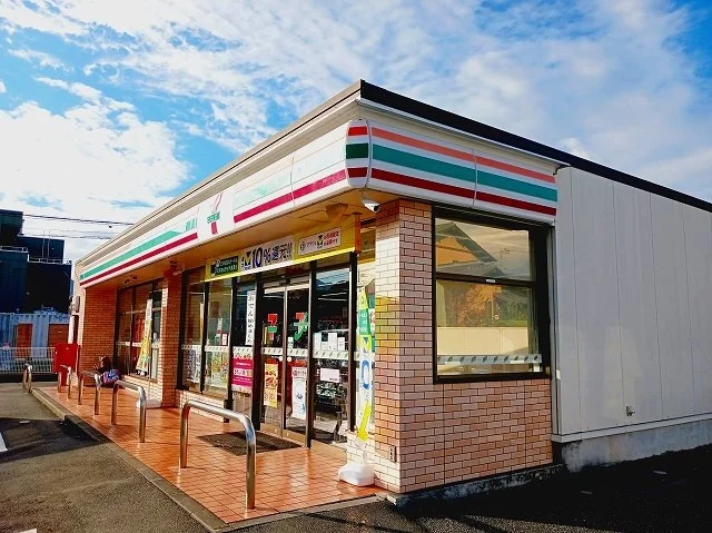 セブンイレブン富士市松岡店まで550m