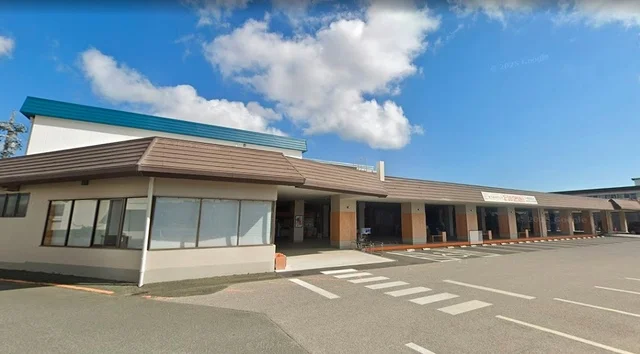 あつみの市レイまで550m