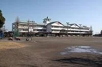 神川町立丹荘小学校まで1000m