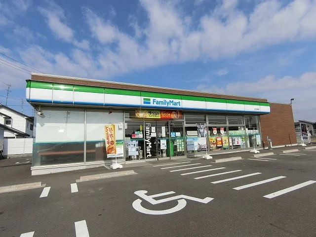 ファミリーマート 安八森部店まで750m