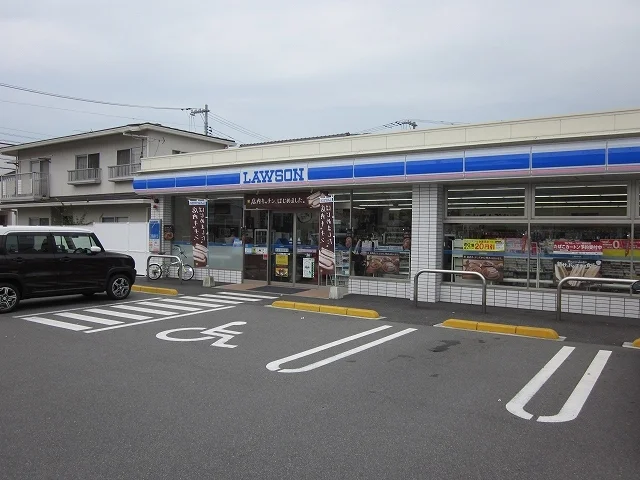 ローソン三原宮浦四丁目店まで600m